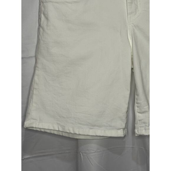 Democracy Mid-Rise "Ab"solution® White Denim 7" Short Size 8 - Picture 3 of 8